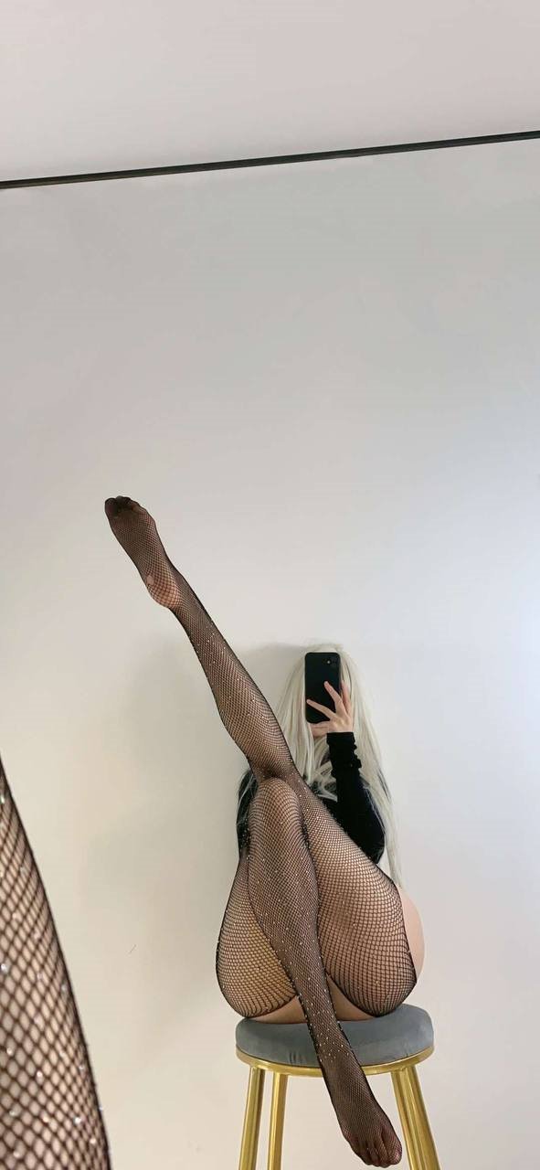 [居家映像] 俏妞qiaoniuTT - 微密圈系列图片 VOL.066