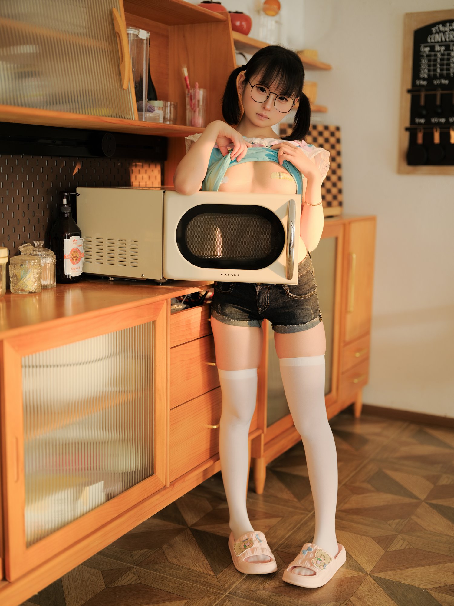 幼水铃衣 - 你的电子女友